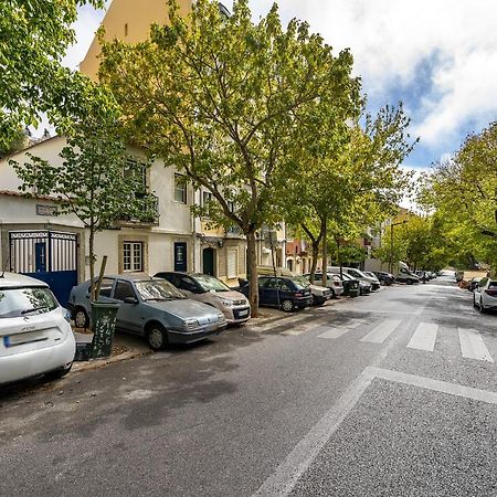 Whome Urban Escape: 1-Br W/Mezzanine Near Campo Ourique Lisboa Exteriör bild