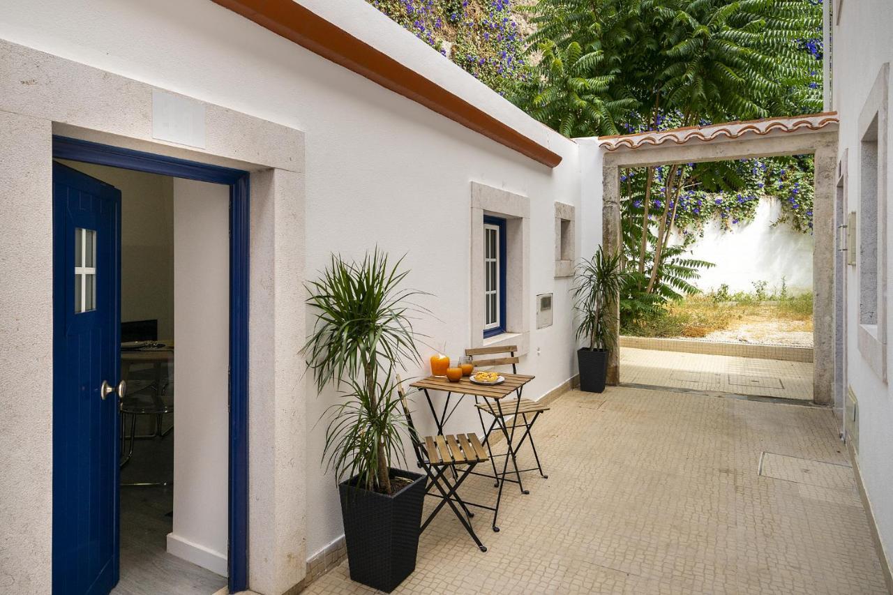 Whome Urban Escape: 1-Br W/Mezzanine Near Campo Ourique Lisboa Exteriör bild